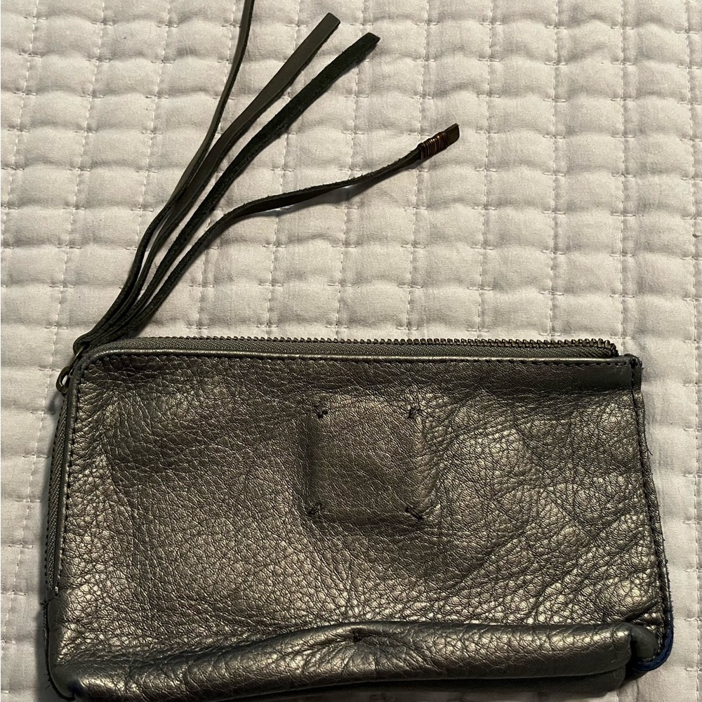 EUC - Anthropologie (Jo) clutch (pewter)